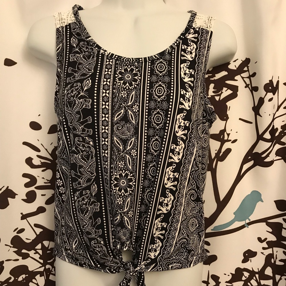 ✨ 4 FOR $10 Elephant Print Top